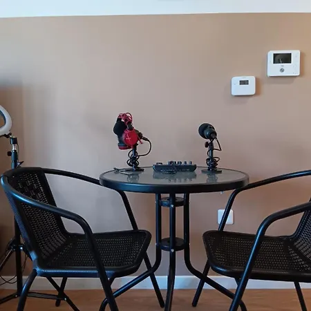 Destiny Appart' Paris -beauvais-orly- Podcasts- Stade De France