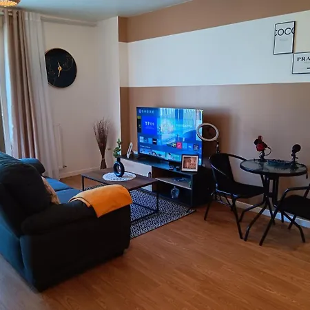 Destiny Appart' Paris -beauvais-orly- Podcasts- Stade De France Appartement Stains
